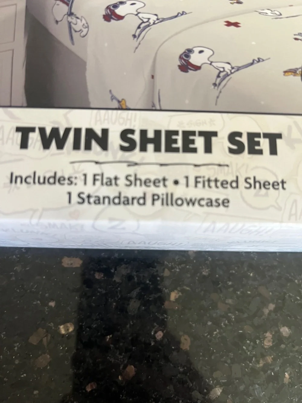 Peanuts Snoopy Ski Print in light gray Sheet Set
